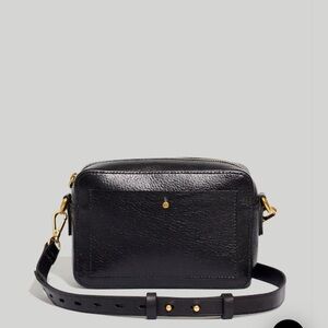 Madewell The Transport Camera Bag Small

Comes w/ extra strap - see last photos.